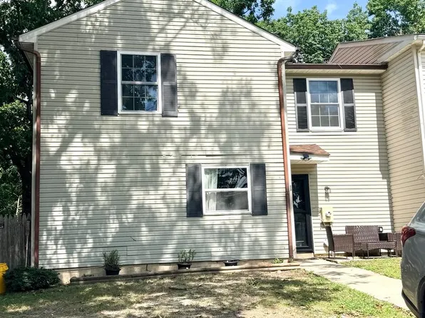 1 Wiltshire Rd, Sicklerville, NJ 08081