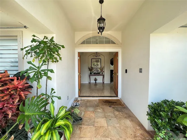 92-1346 Hunekai St, Kapolei, HI 96707
