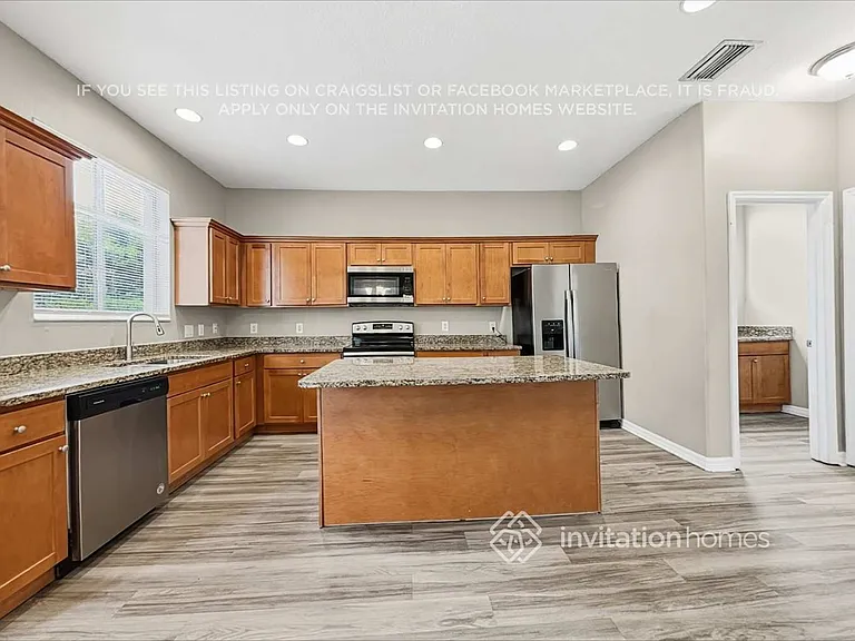 2134 Hunters Greene Dr — Photo 8
