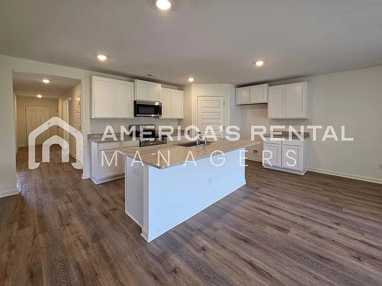 632 Wenonah Way — Photo 4