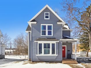 1021 High St, Grinnell, IA