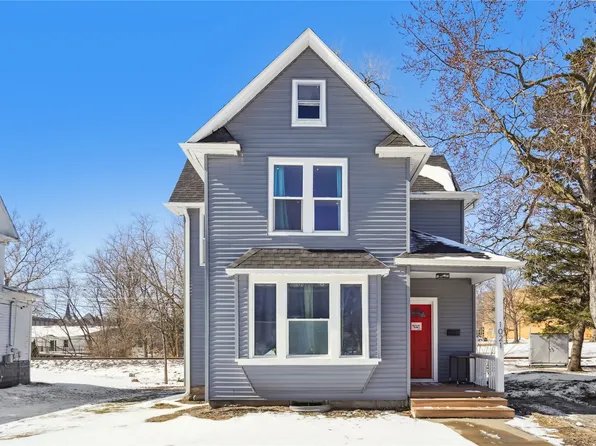 1021 High St, Grinnell, IA 50112