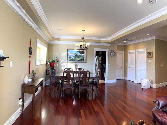 5th image of 8111 Gilbert Rd