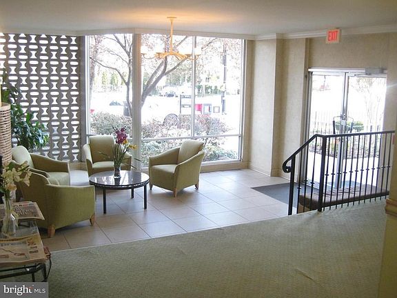 Building Lobby