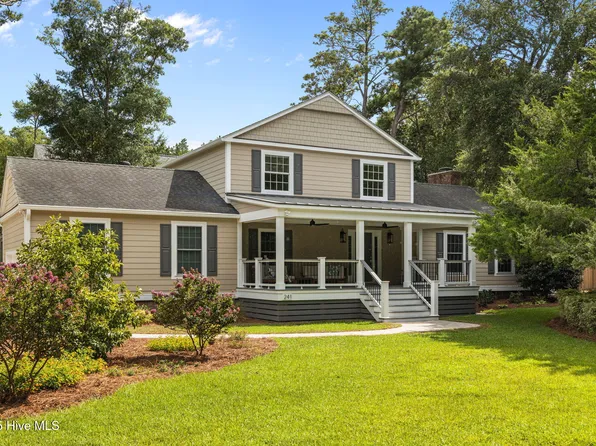 241 Oakleaf Drive, Pine Knoll Shores, NC 28512