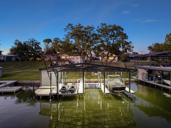 1836 Bluebonnet Ln, Llano, TX 78639