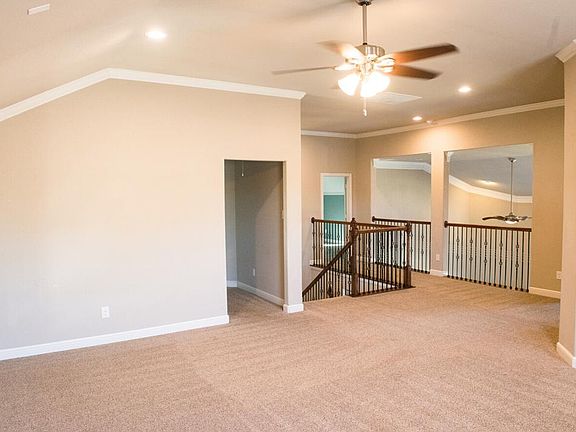 3rd image of 19118 Egret Glen Ct