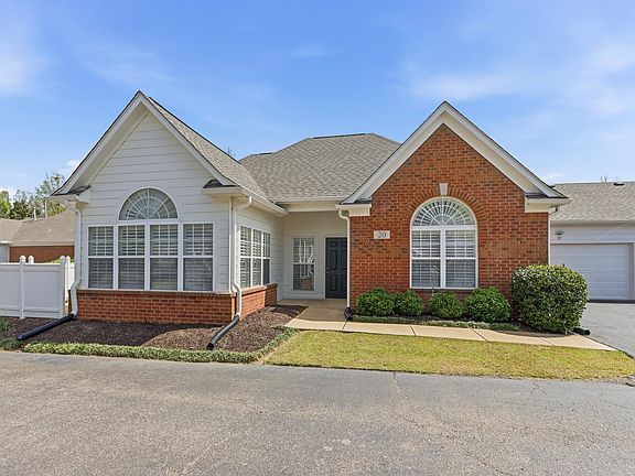 2nd image of 20 Peyton Ridge Cv