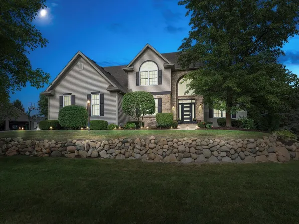 50920 Northbrook Dr, Granger, IN 46530