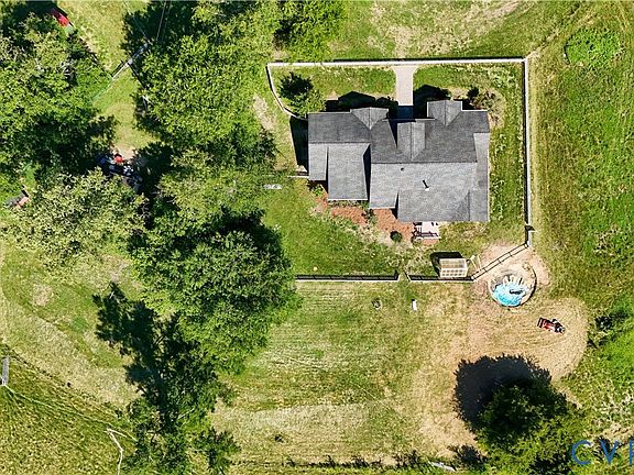 4th image of 248 Pisgah Church Rd