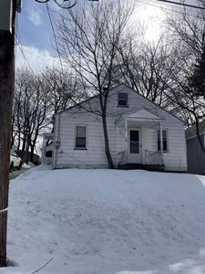 65 Winter Street, Lewiston, ME, 04240