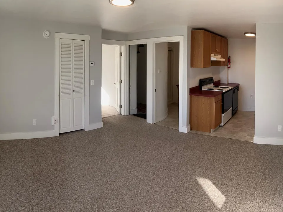 19 Pearl St #1B