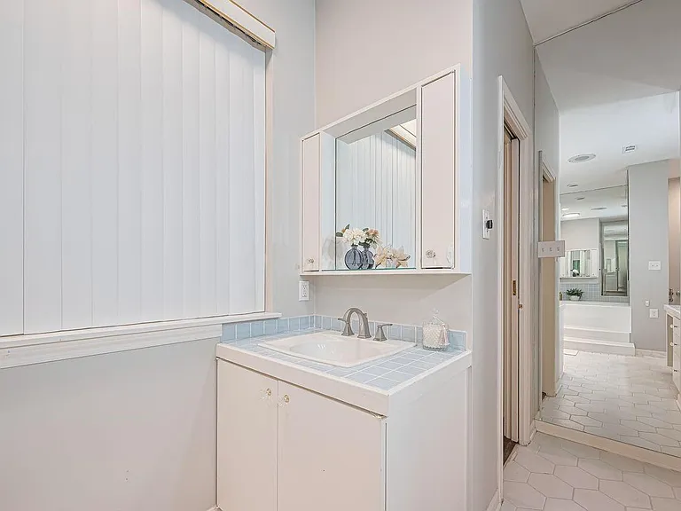 3 River Hollow Ln — Photo 34