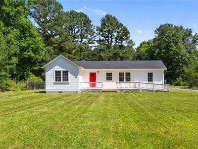 8865 Glass Rd, Hayes, VA, 23072
