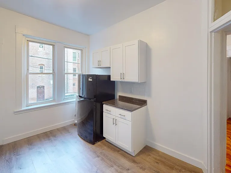 Kelton Street Apartments — Photo 97