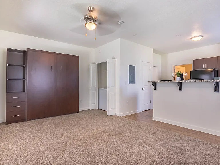 Riverplace Apartment Homes — Photo 43