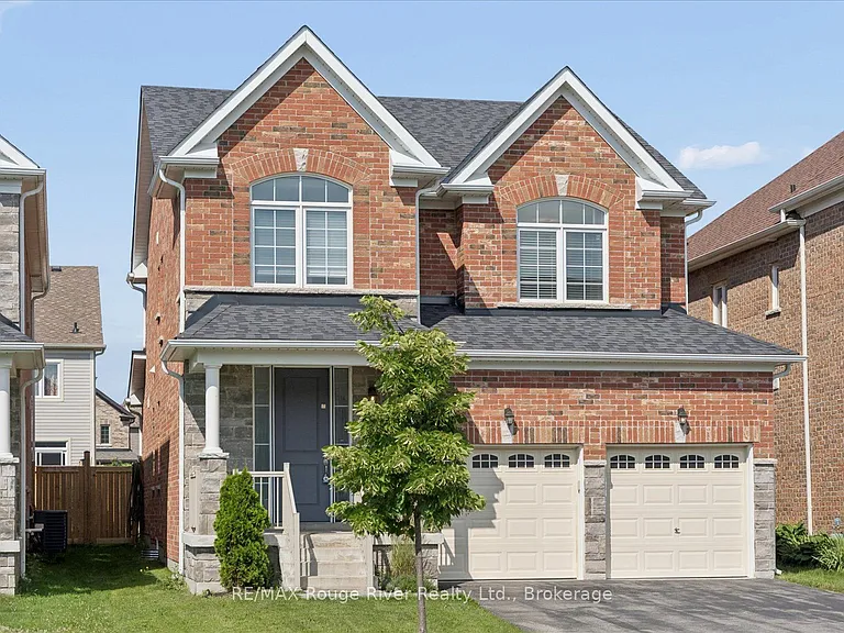 12 Bill Hutchinson Cres — Photo 2