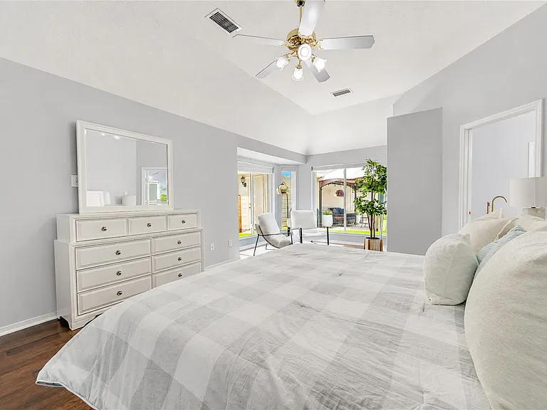 14323 Rosehill Estates Ln — Photo 20