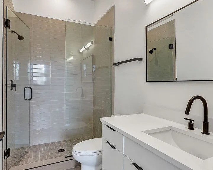 3312 N Halsted St #2F — Photo 12