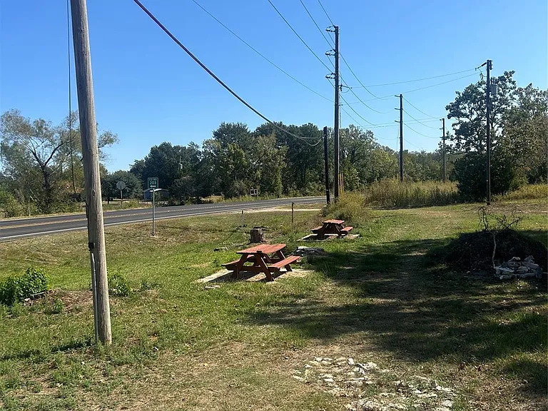 16494 FM 1774 — Photo 11