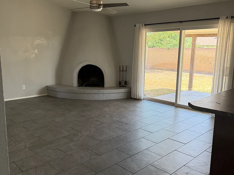 2349 E Alameda Dr — Photo 22