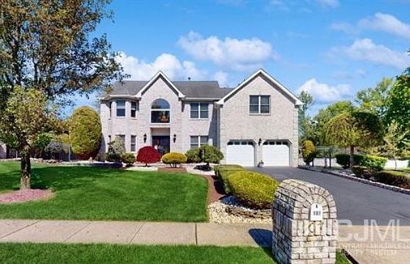 2nd image of 107 Jordyn Ct