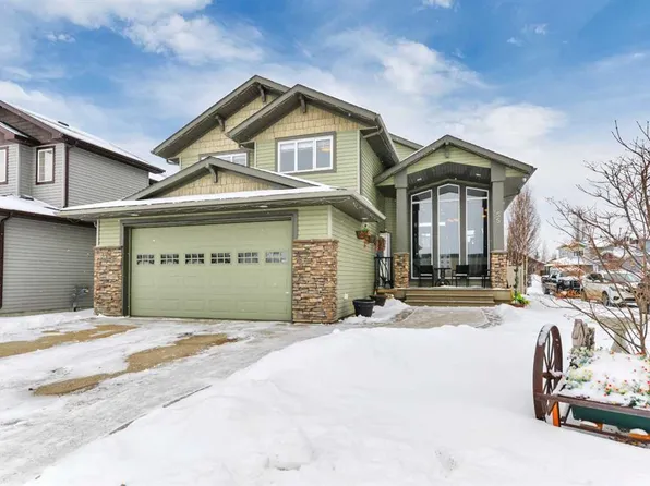 55 N Carter Close, Red Deer, AB T4P 0G5