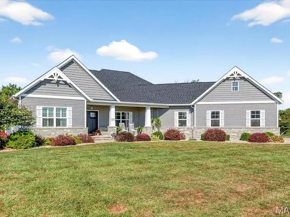 1821 Orr Ln, O'Fallon, IL 62269