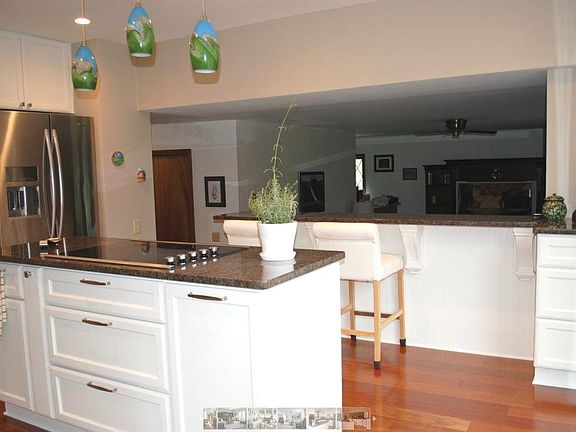 5th image of 678 Pond Road