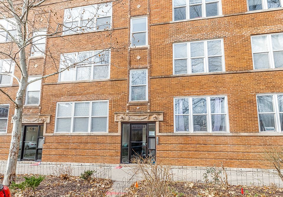 1st image of 4354 N Sacramento Ave #2C