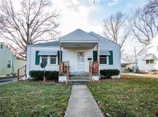 941 N Park Pl, Decatur, IL 62522