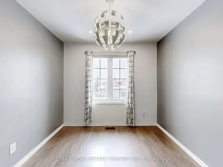 3941 Stardust Dr — Photo 40