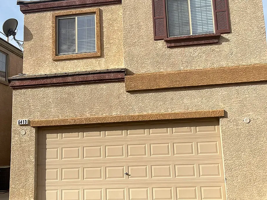3 bed, 2.5 bath, 1577 sqft, $1,800 — Photo 1