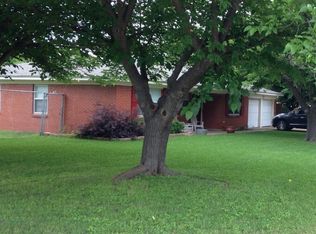 1904 SE 10th St, Mineral Wells, TX 76067