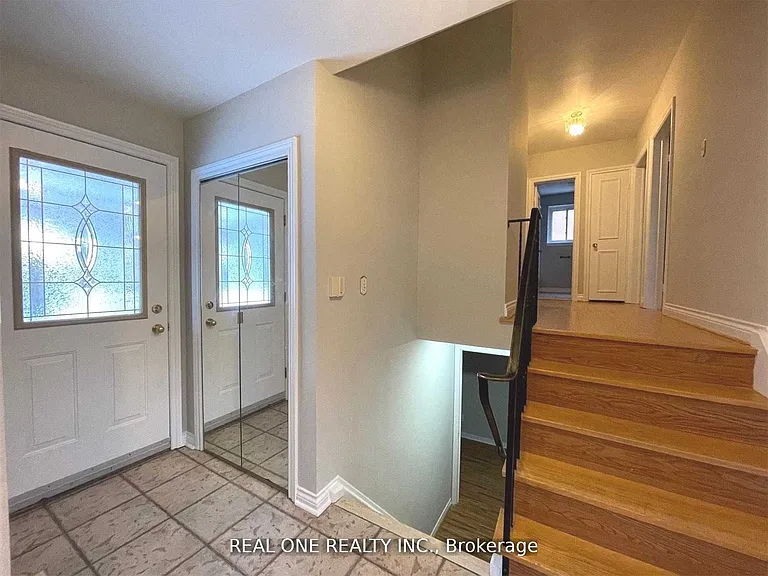 17 Valleycrest Ave — Photo 3