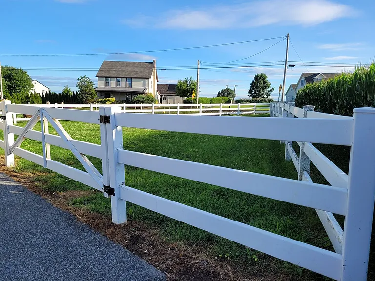 331 Newport Rd — Photo 33