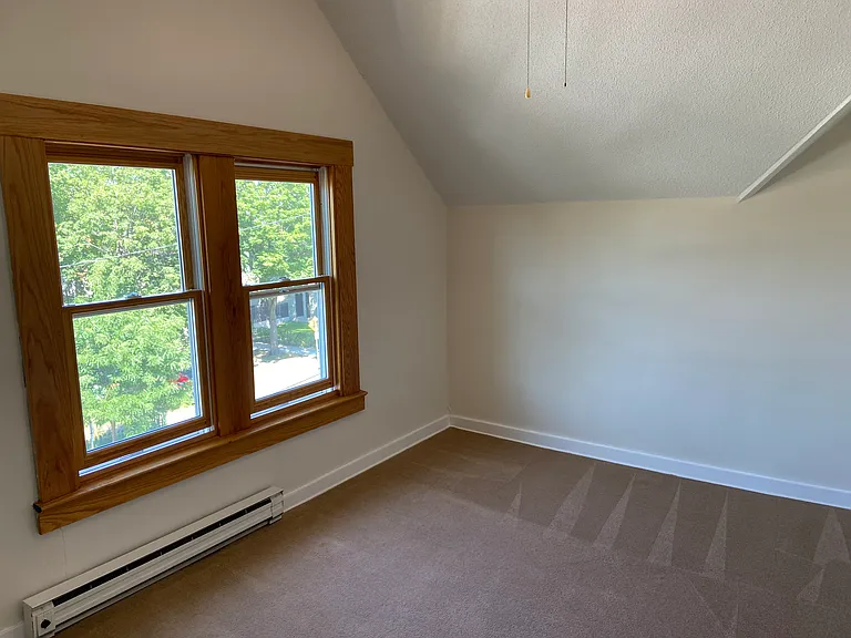 2400 Fremont Ave S #2 — Photo 34