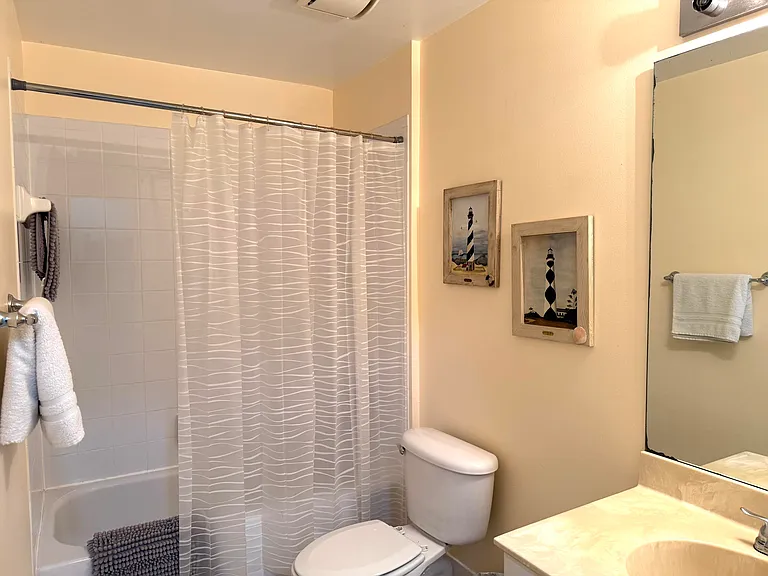 2100 Greenview Shores Blvd #511 — Photo 14