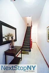 Rented by NextStopNY