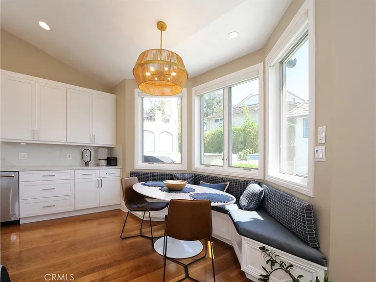 1026 Duncan Ave — Photo 14