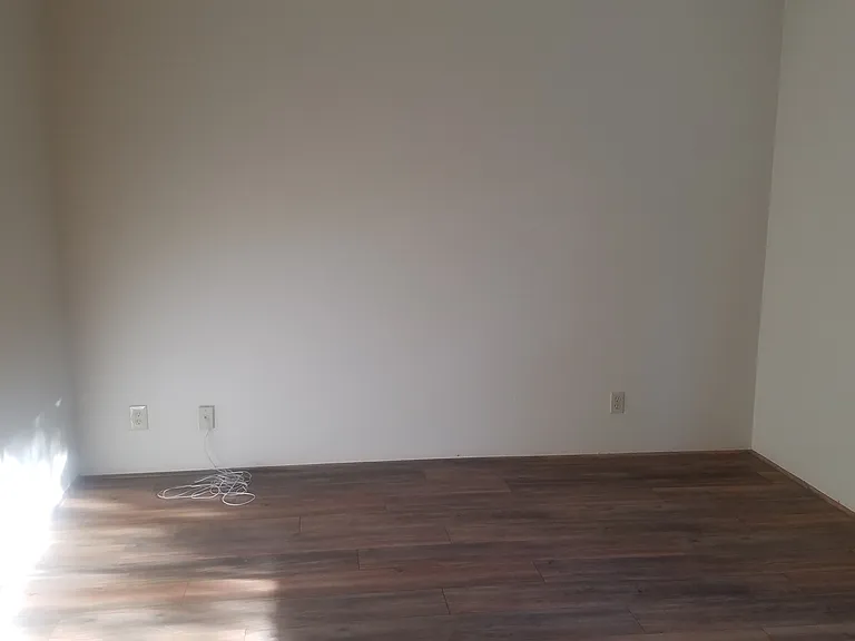 146 Valencia Way — Photo 15