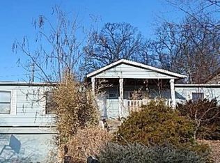 1753 Spruce Dr, High Ridge, MO 63049