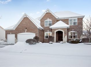 26424 Silverleaf Dr, Plainfield, IL 60585