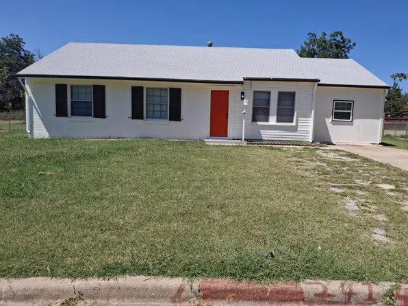 2414 NW 30th St, Lawton, OK 73505