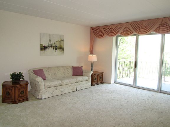 2nd image of 5540 Walnut Ave APT 19C