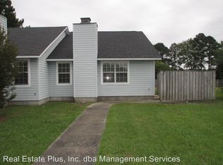 128 Witten Cir APT A, Havelock, NC 28532