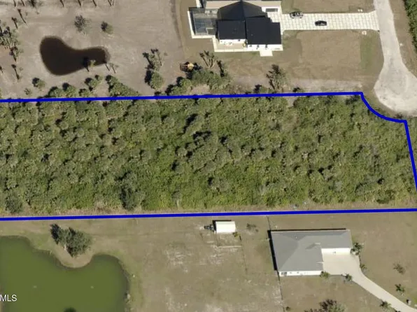8 Stallion Ct, Palm Bay, FL 32909