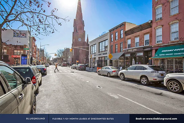 Rented by The Blueground | media 77