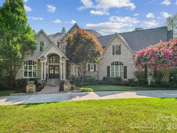 3637 Richwood Cir, Kannapolis, NC 28081