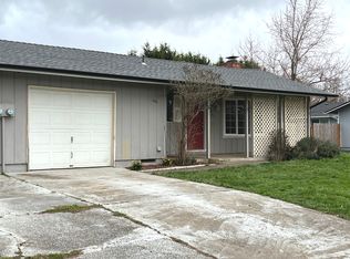 2295 Golden Gardens St, Eugene, OR 97402